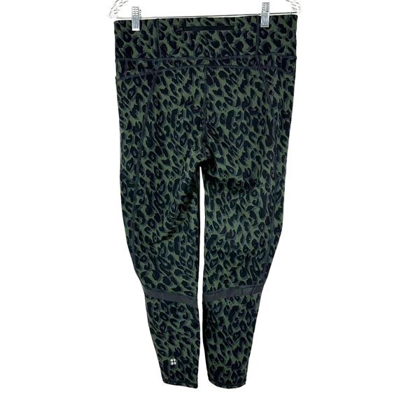 Sweaty Betty NWT Zero Gravity 7/8 Running Leggings Olive Leopard Size XL Sculpt - Picture 4 of 12